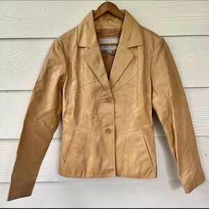 Wilsons Leather Maxima Womens Tan Leather Button Front Blazer Jacket Size Medium